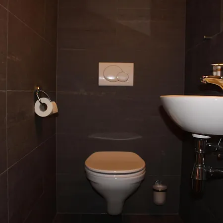 Apartament Duxeranger E 8 *